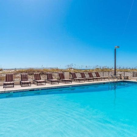 Island Winds East 202 By Albvr - Beautifully Renovated Beachfront Condo & Steps Away From Hangout & More! กัลฟ์ชอร์ส ภายนอก รูปภาพ